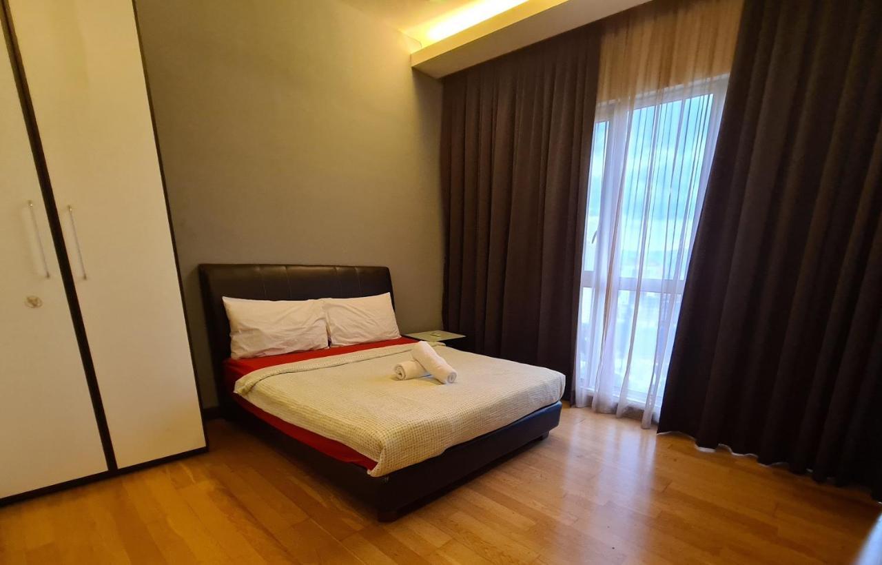 Regalia Klcc View By Iluxhome