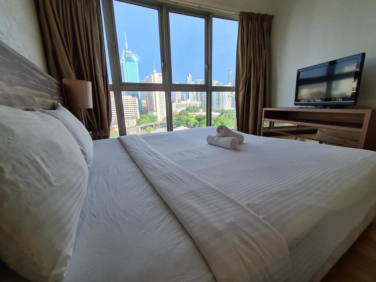 Regalia Klcc View By Iluxhome * Kuala Lumpur