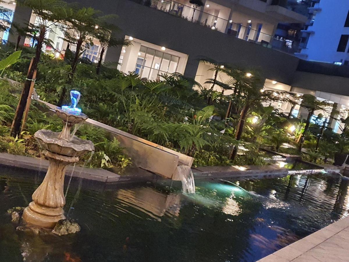 Regalia Klcc View By Iluxhome *